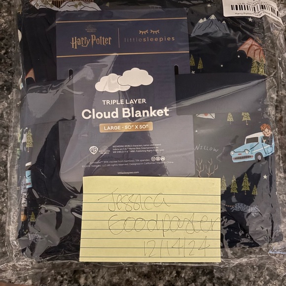 Evening at Hogwarts Harry Potter Little Sleepies Cloud Blanket - Picture 1 of 1